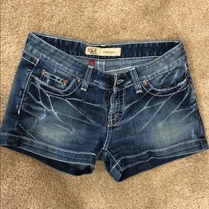 Buckle jean shorts